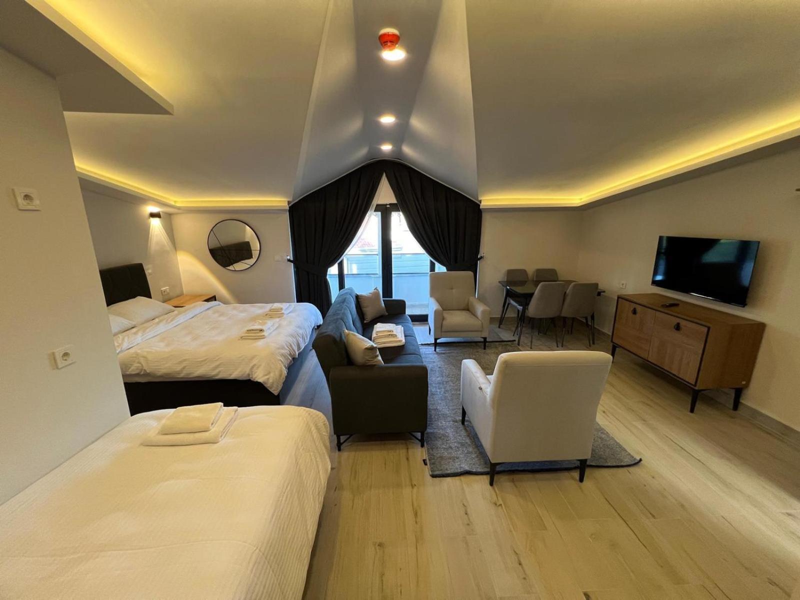 Jest Hotel เกเมร์ ภายนอก รูปภาพ