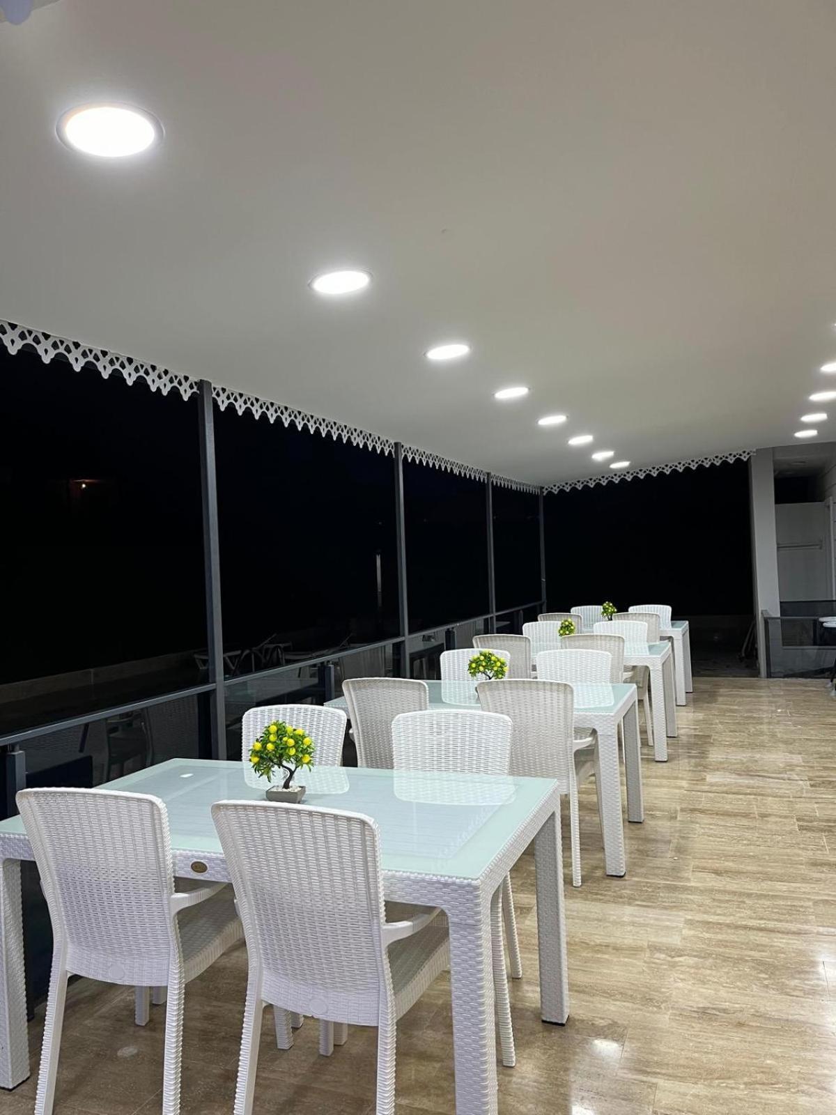 Jest Hotel เกเมร์ ภายนอก รูปภาพ