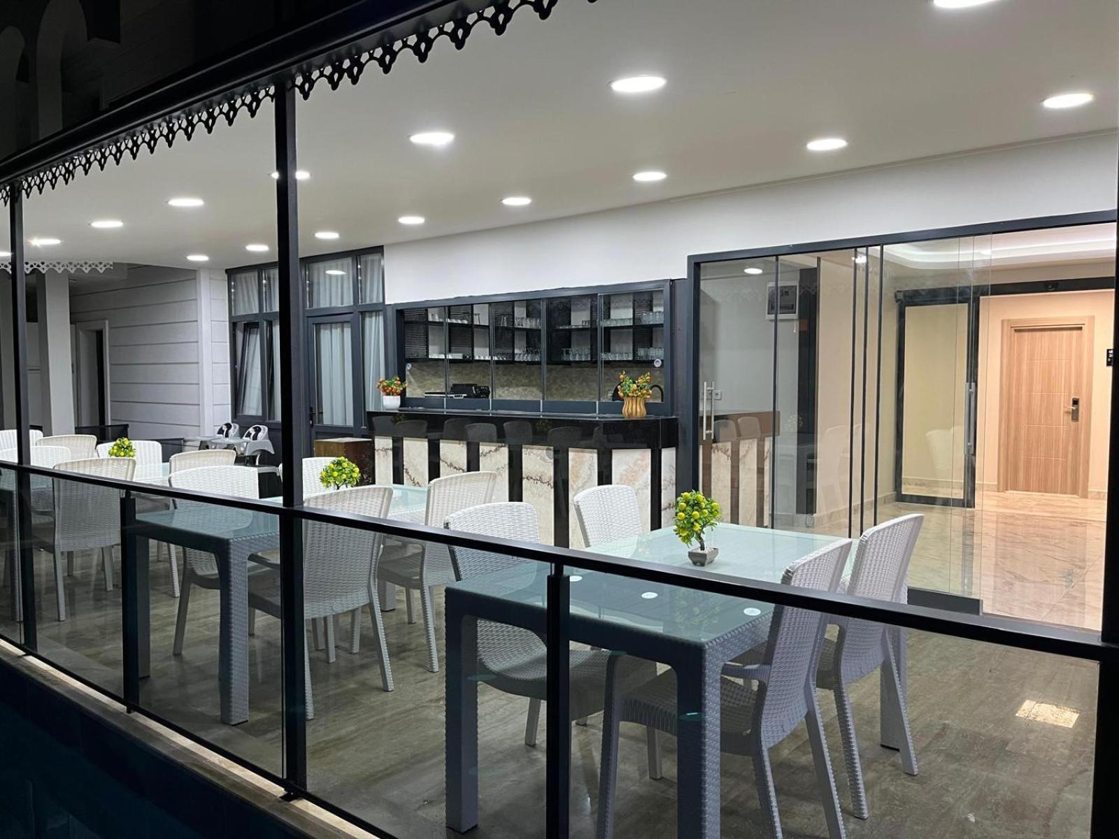 Jest Hotel เกเมร์ ภายนอก รูปภาพ